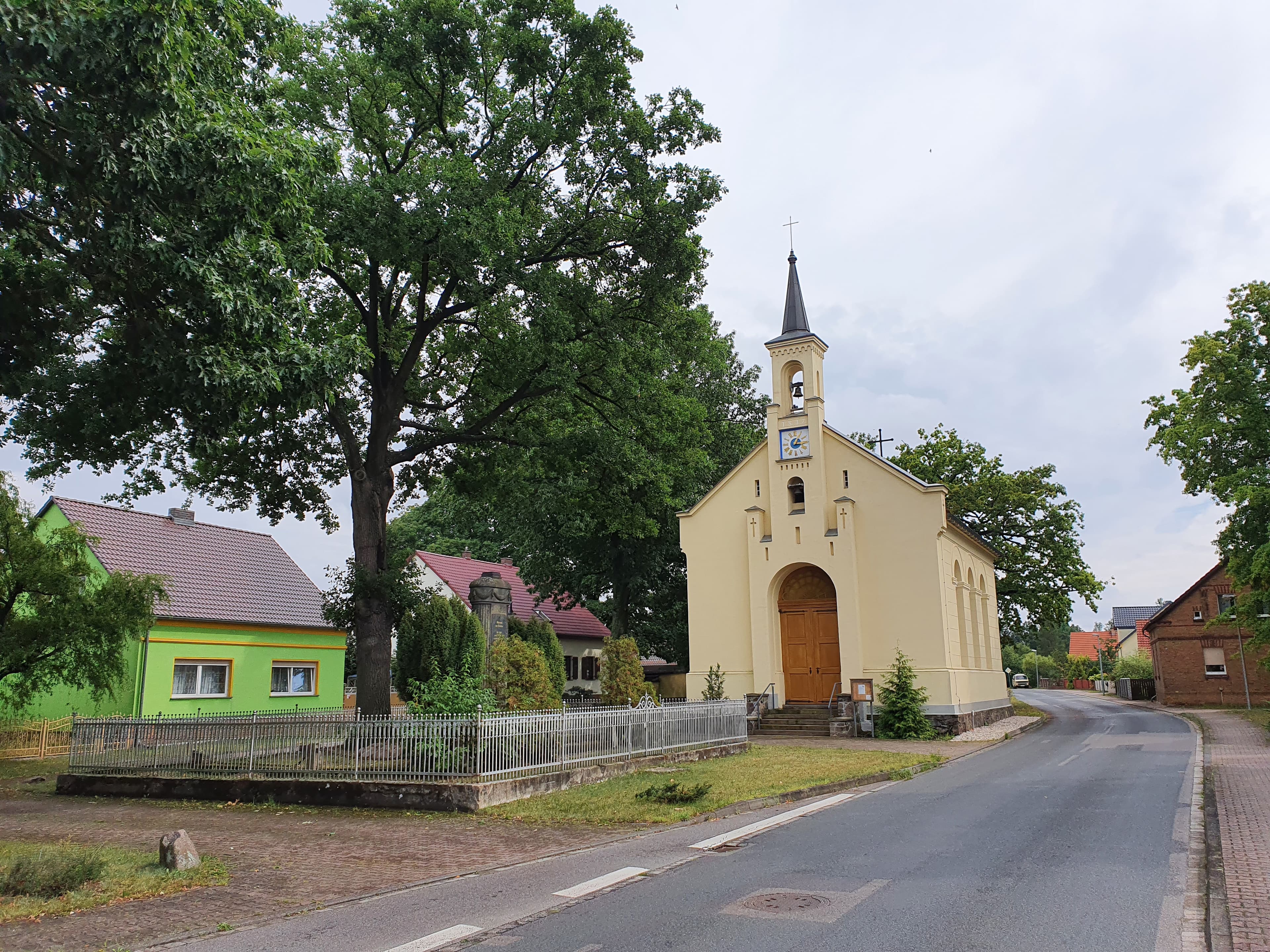 Village church Sergen