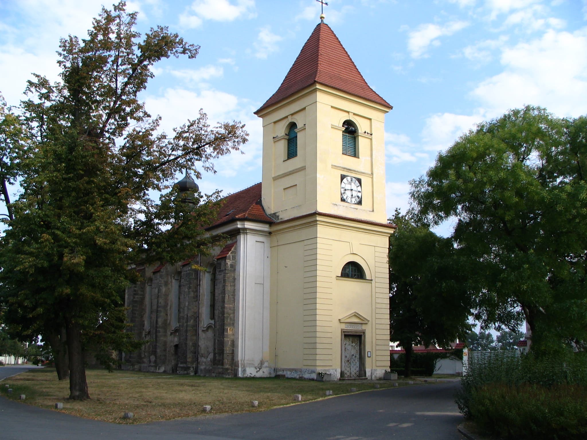 Church of Saint Giles in Lužec nad Vltavou