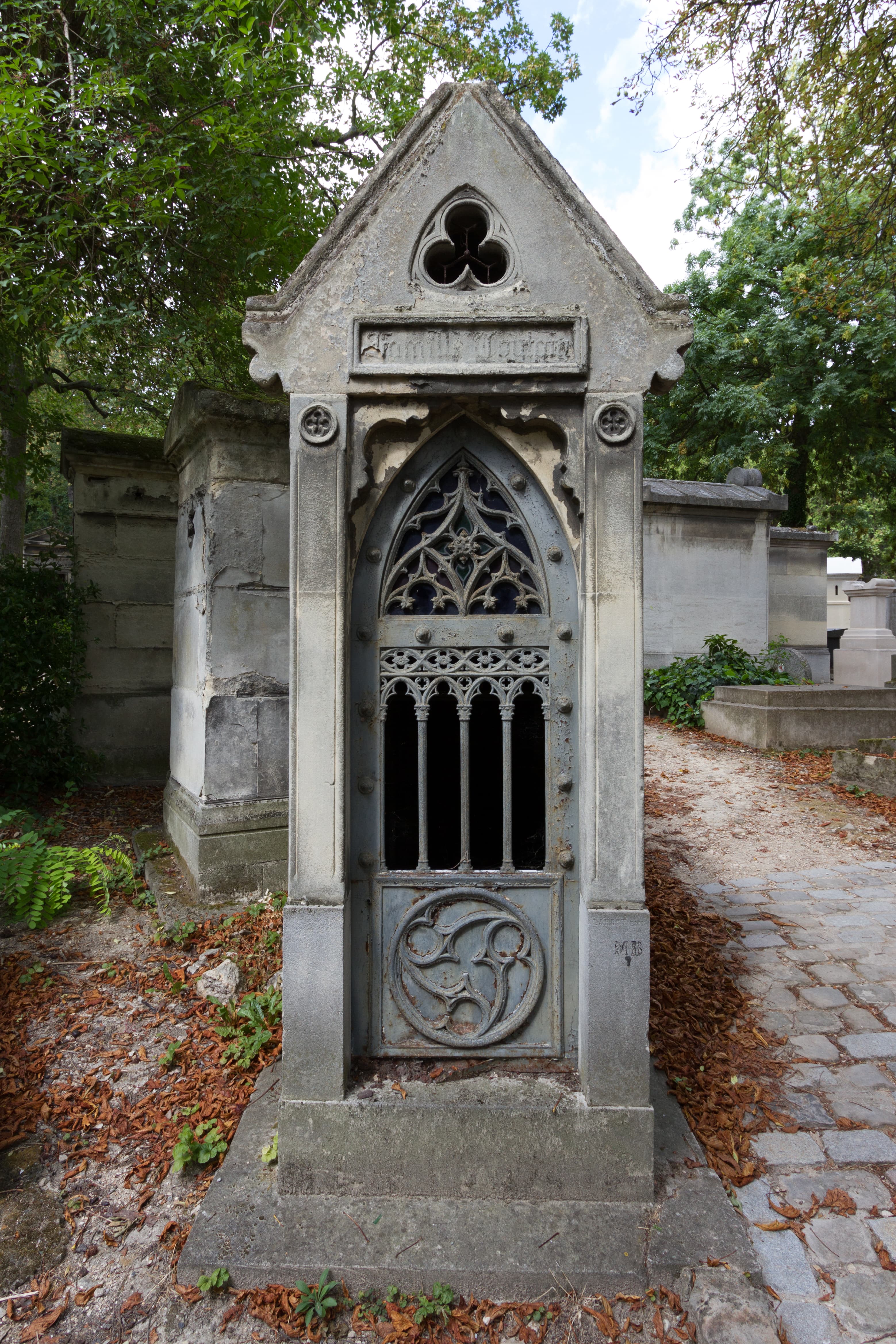 Grave of Toutain