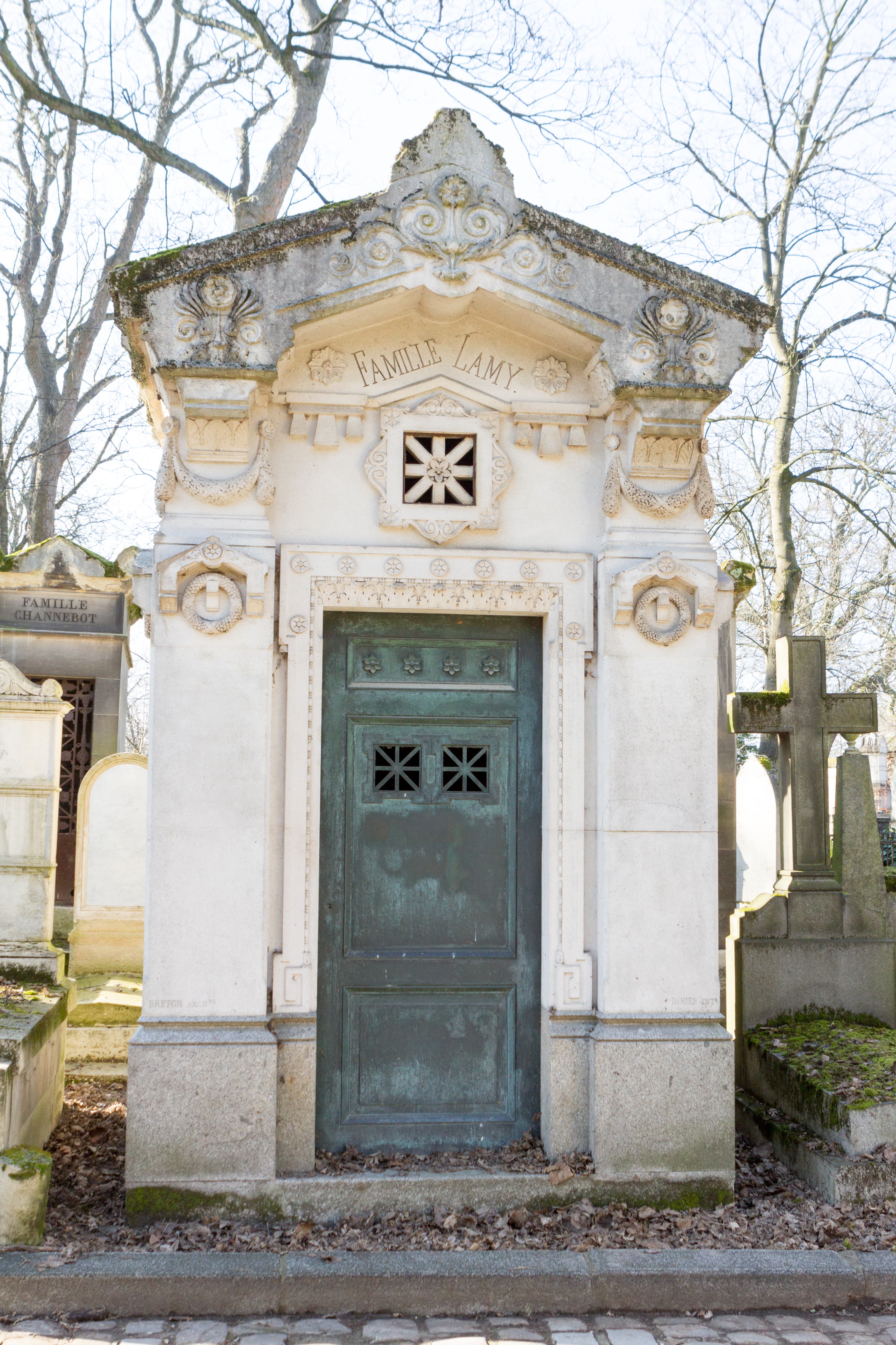 Grave of Lamy