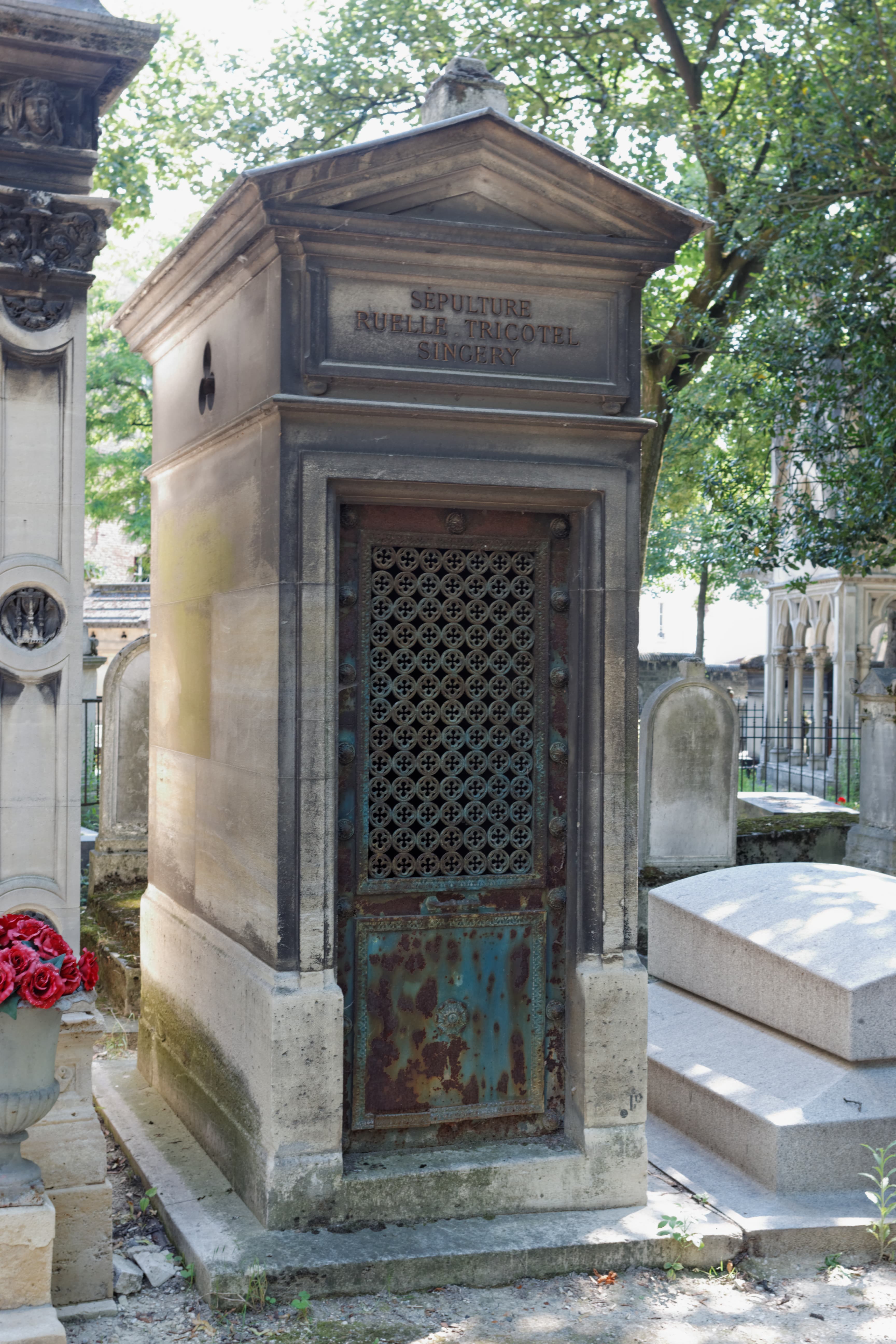Grave of Ruelle
