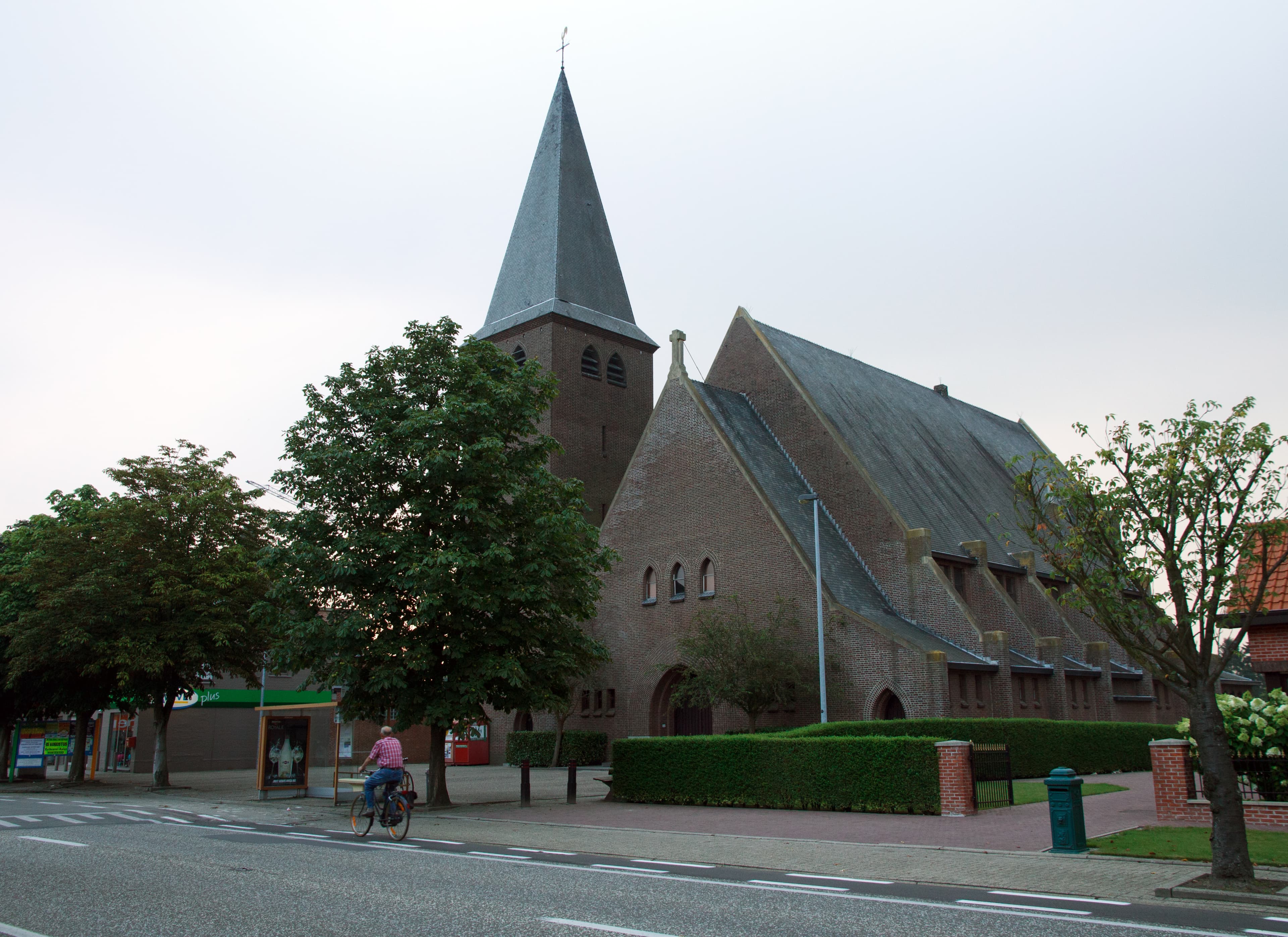 Sint-Willibrorduskerk (Ezaart)