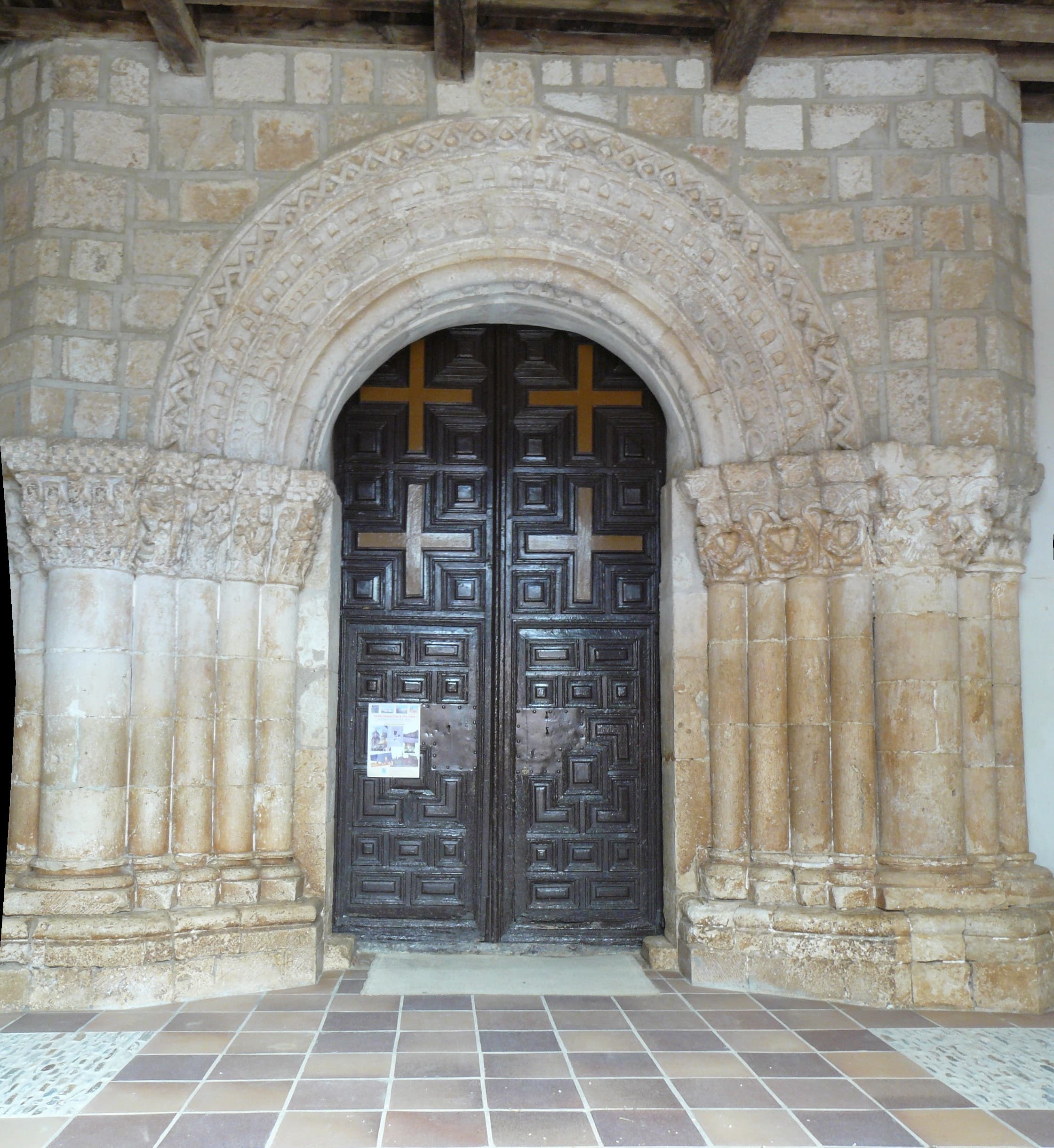 Church of San Miguel Arćangel, Languilla