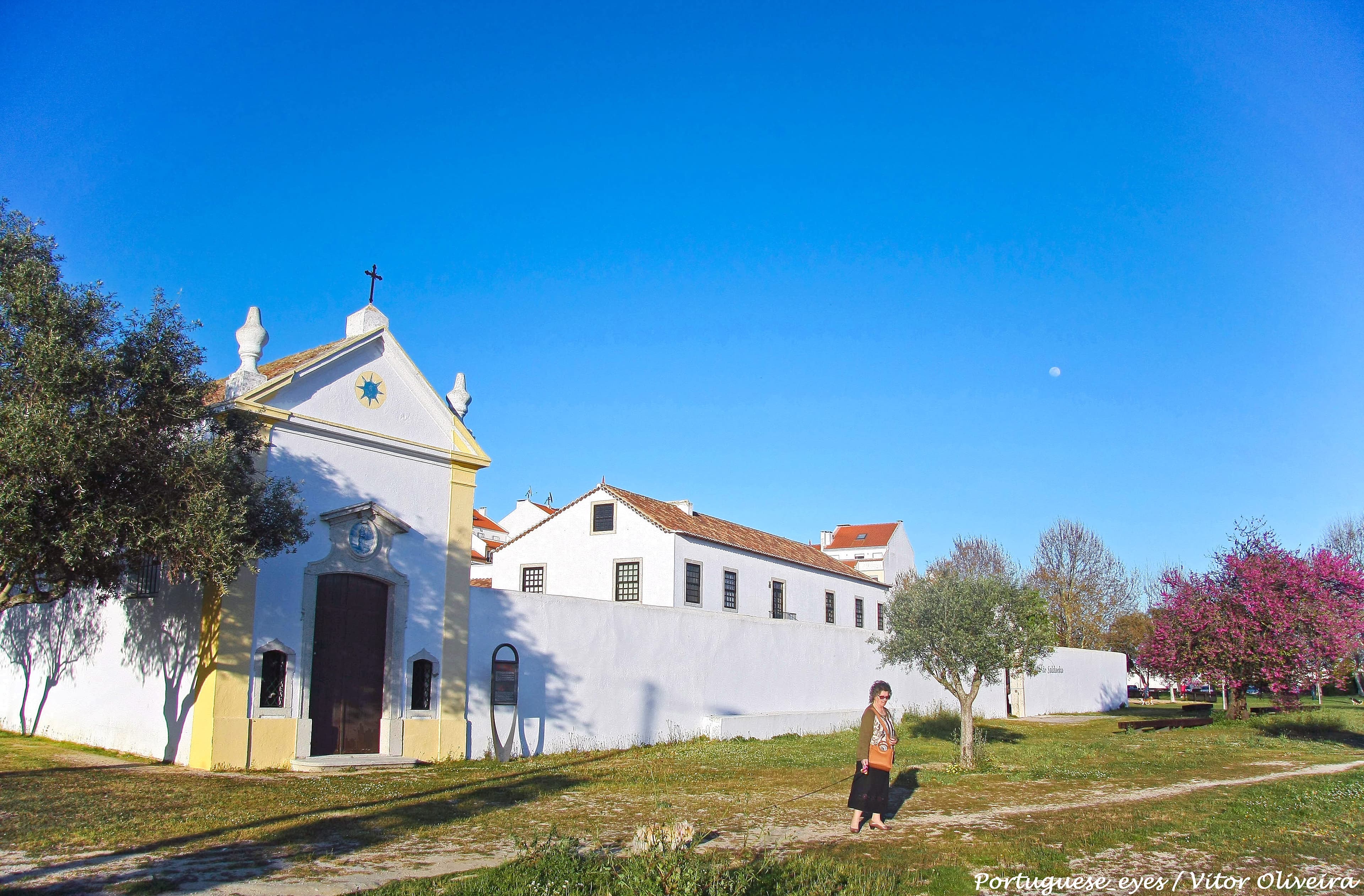 Conjunto constituído pela Capela do Senhor Jesus dos Aflitos e anexos da Quinta do Saldanha e respectivo logradouro