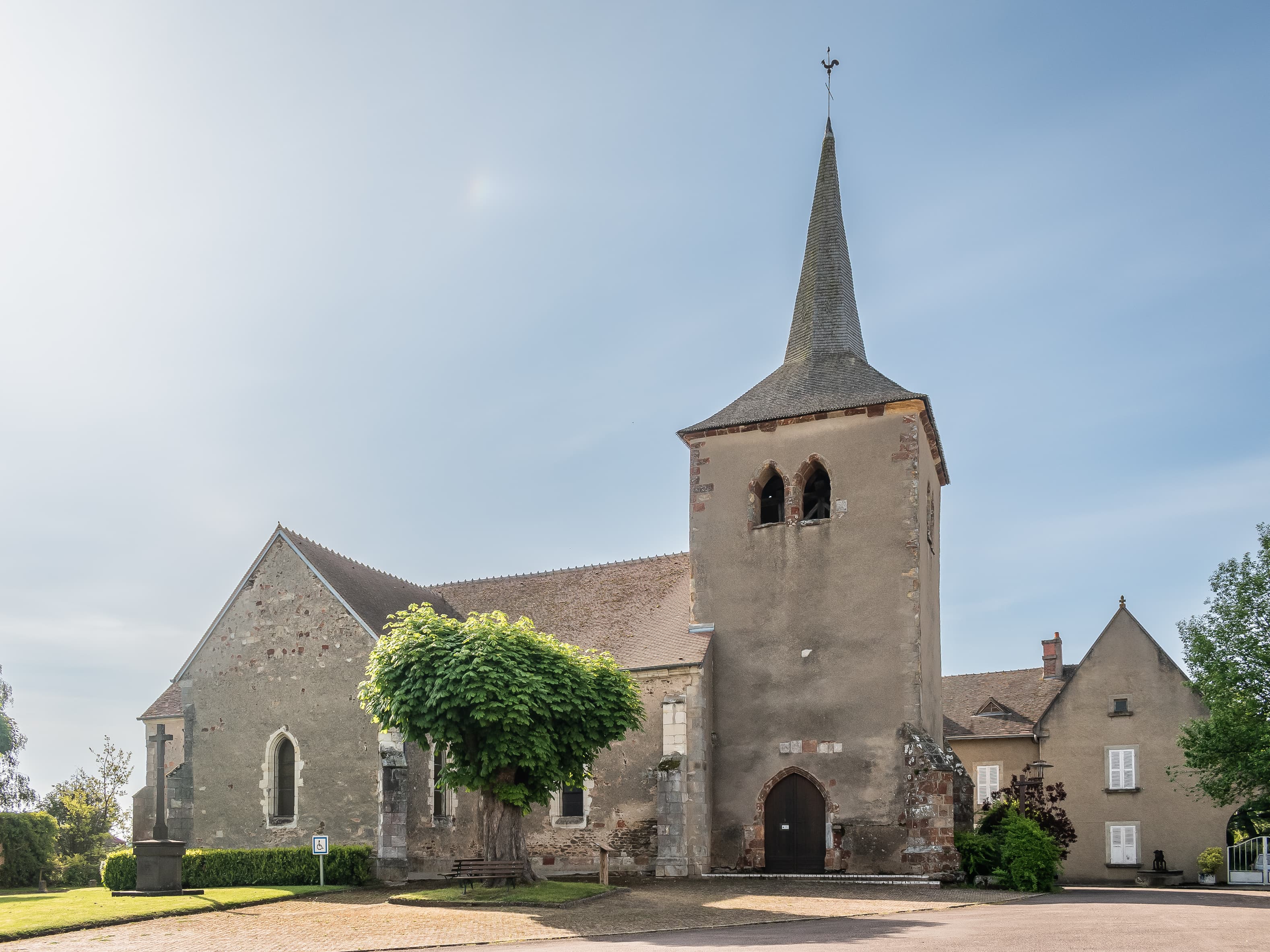 église Saint-Marien de Courcais