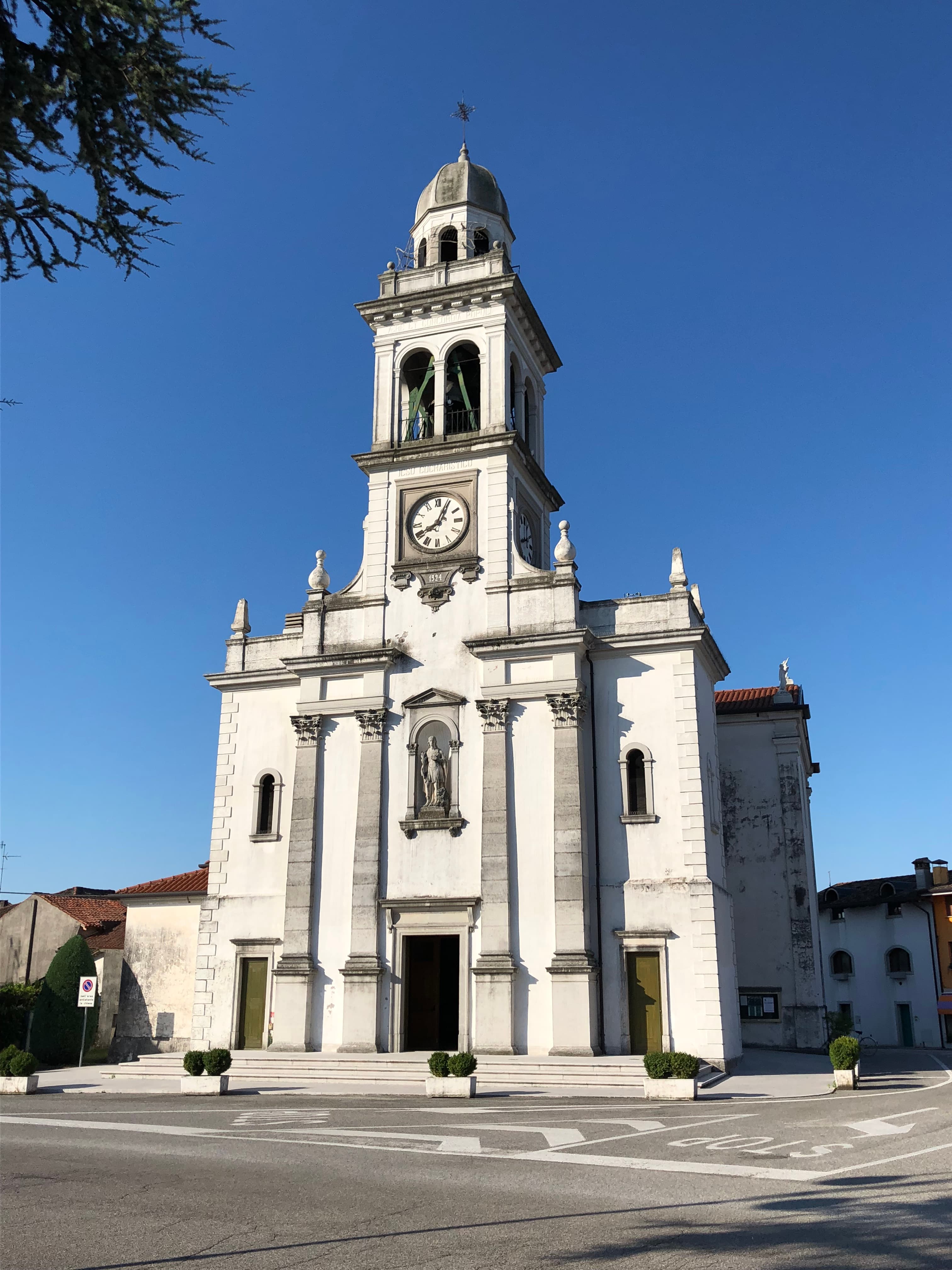 Santi Vito, Modesto e Crescenzia