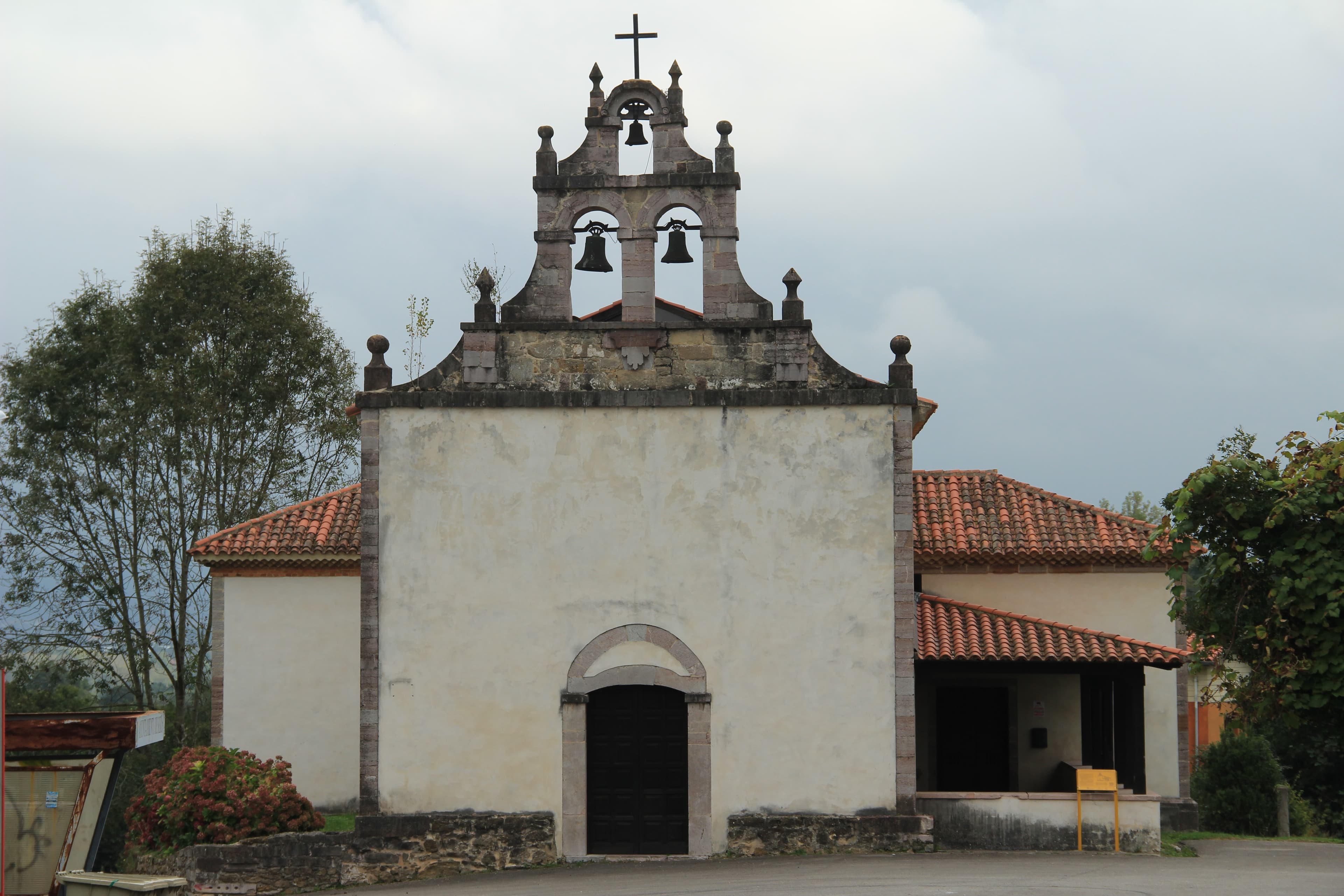 church of Santa María de Limanes