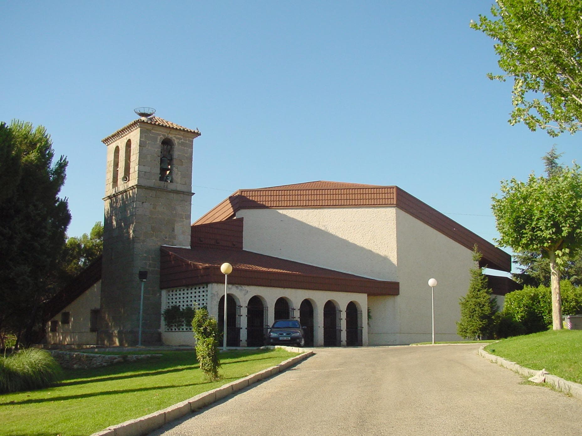 Iglesia de San Pedro Apóstol, Aldea del Fresno