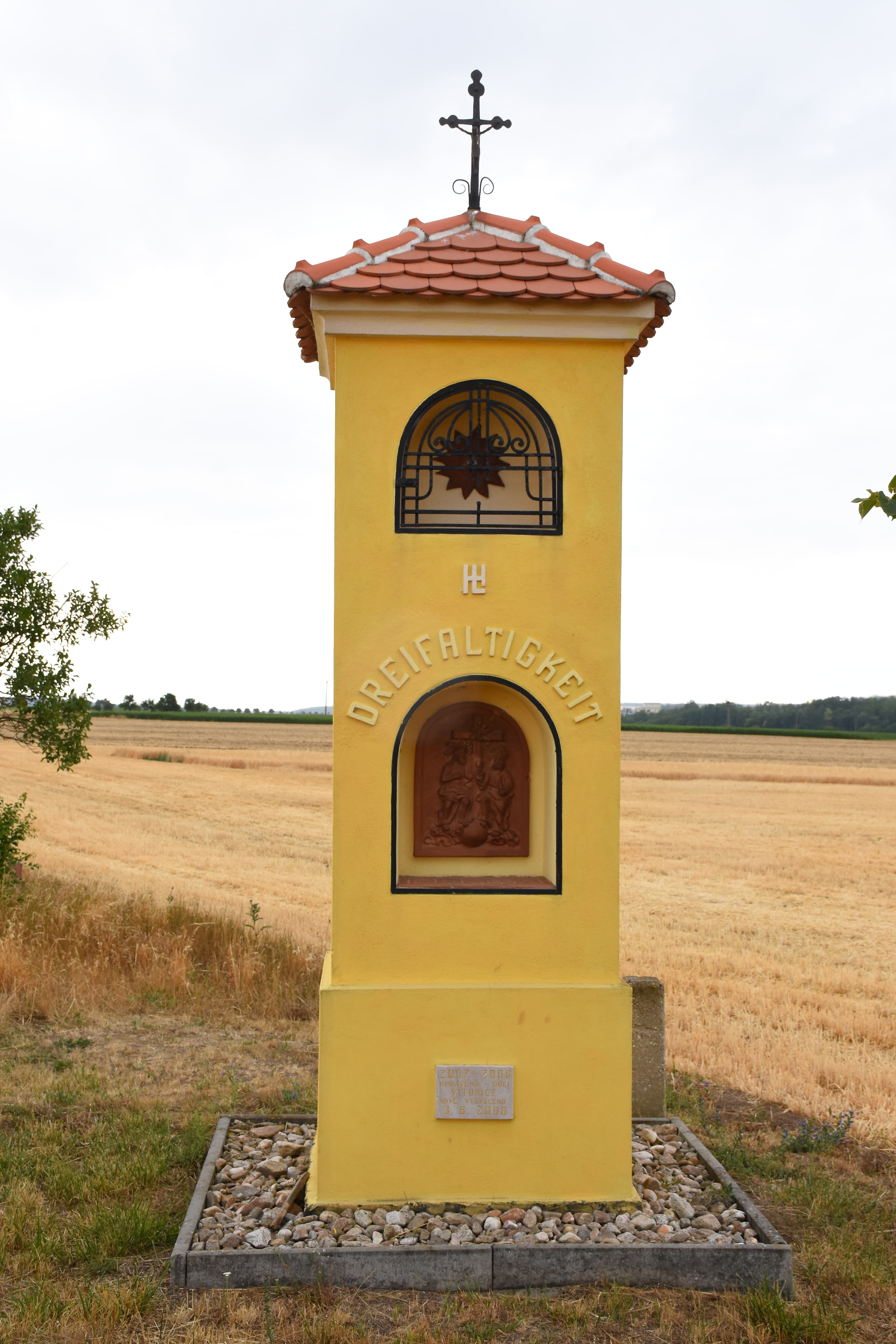 Column shrine in Vítonice