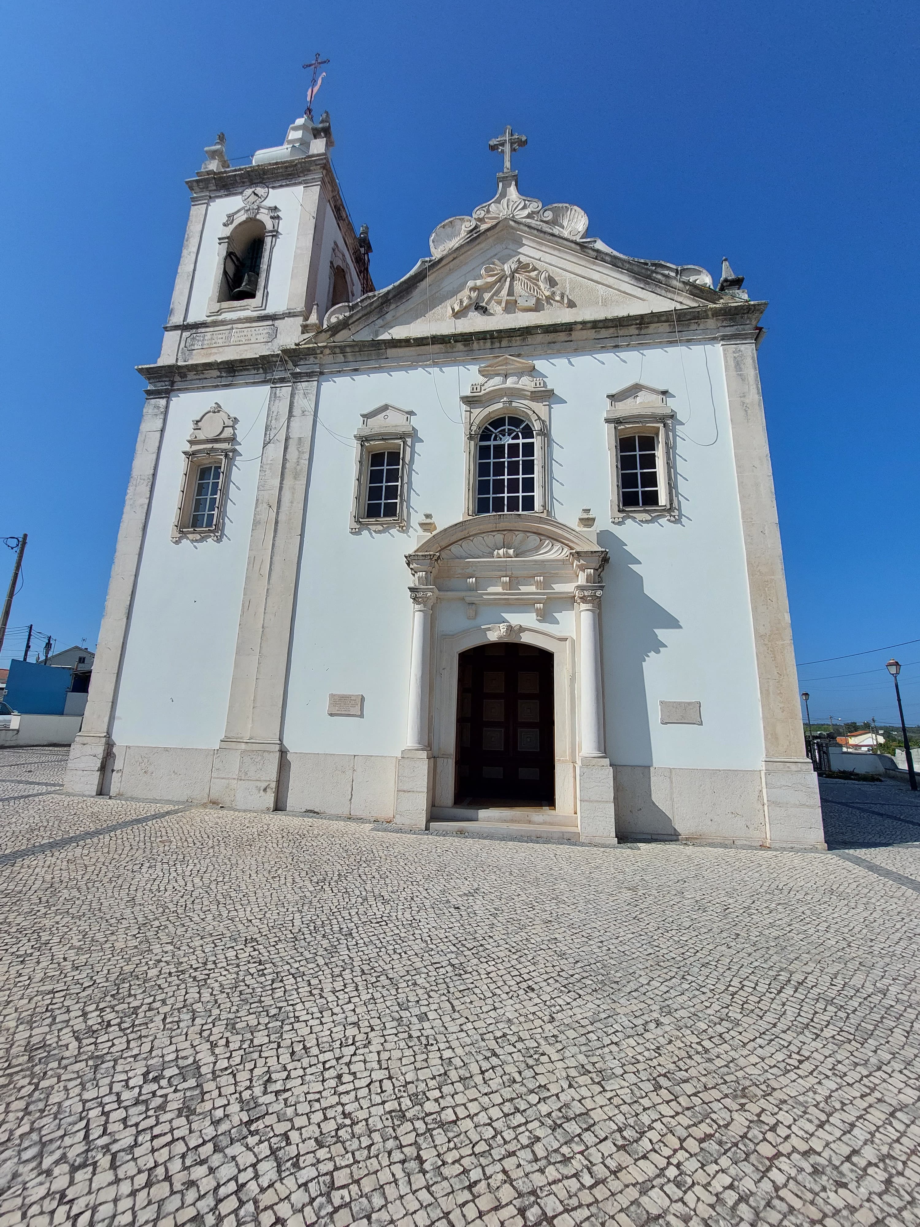 Igreja Paroquial de Amor