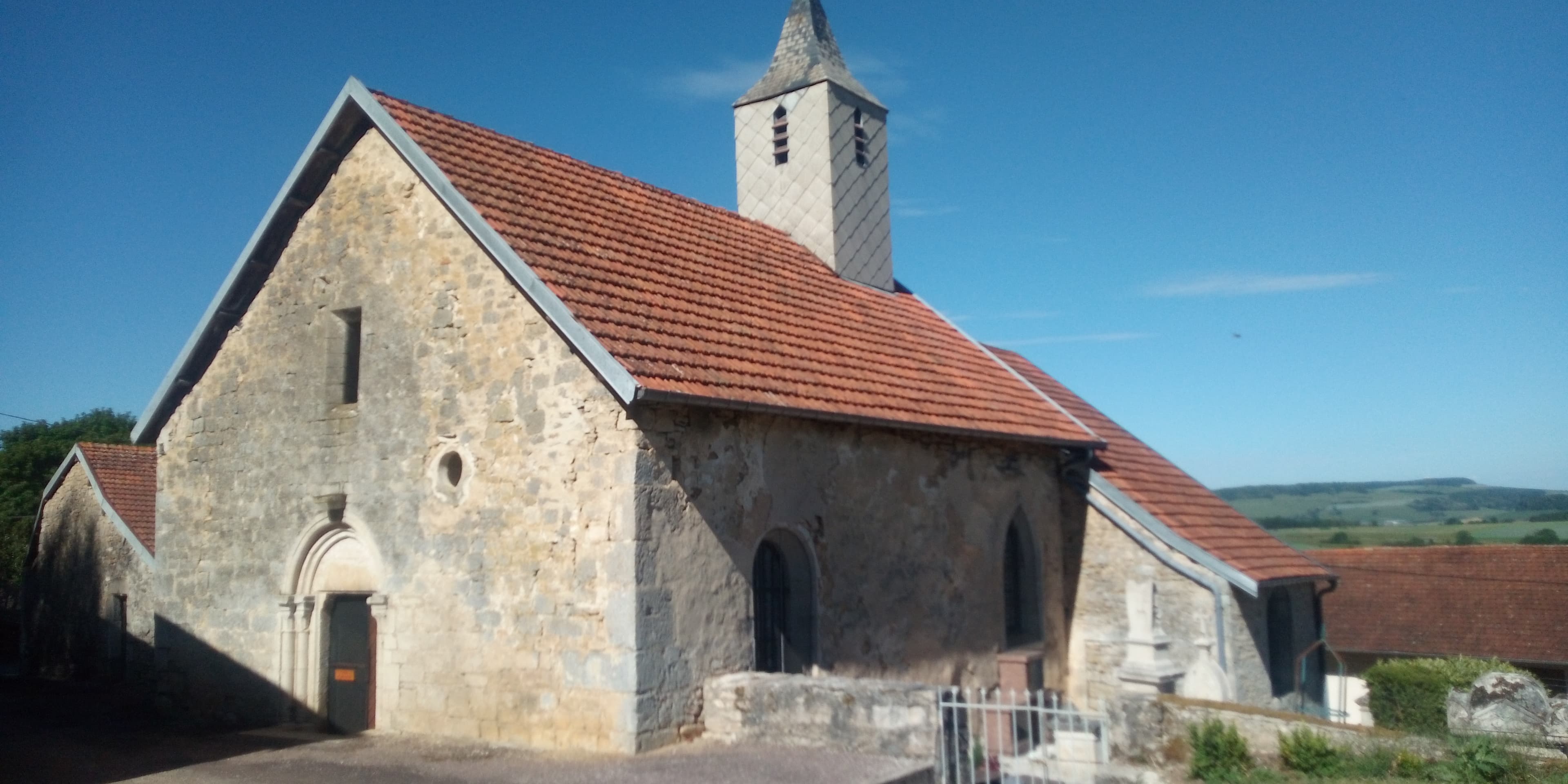 église Saint-Médard de Vroncourt-la-Côte